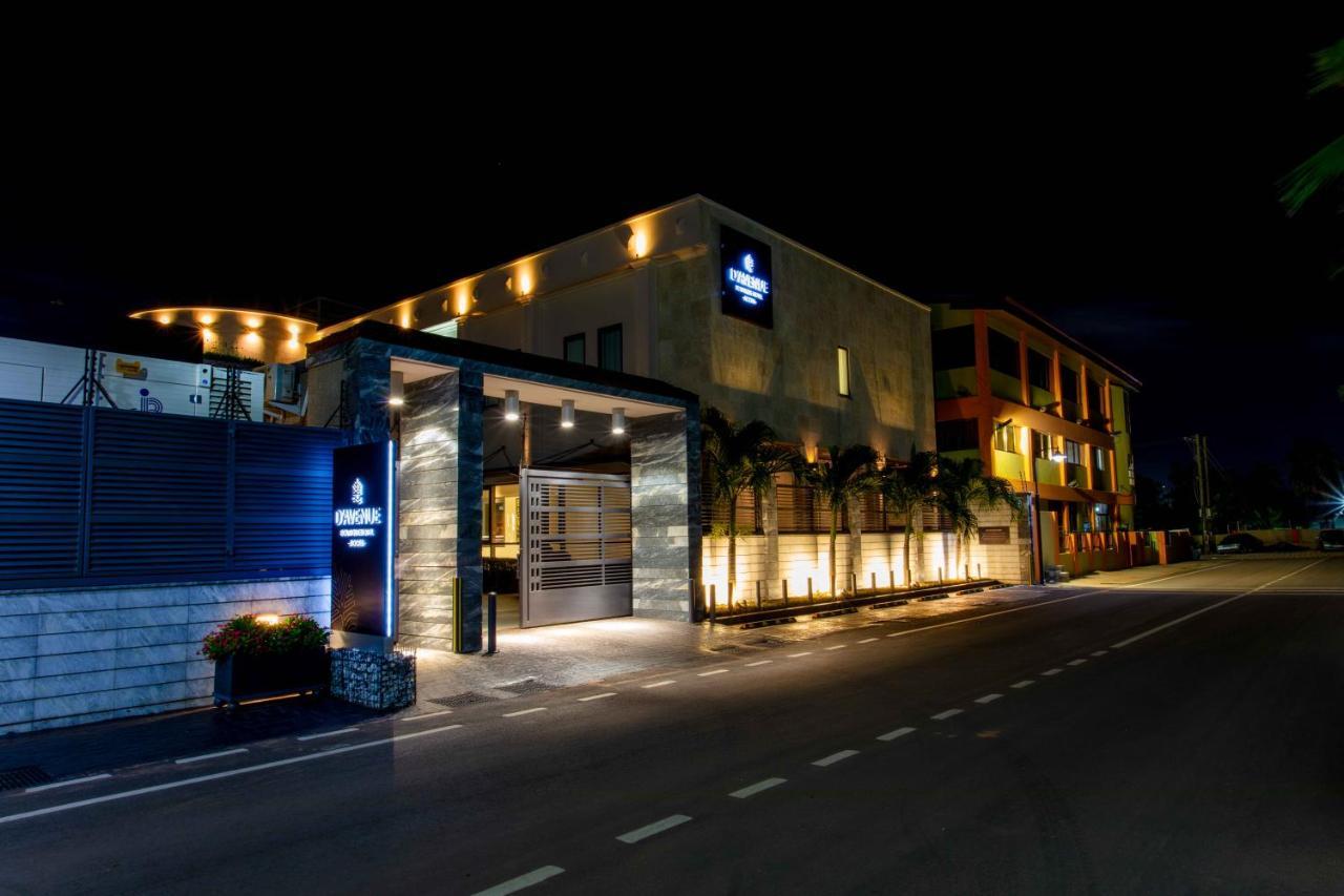 D'Avenue Boutique Hotel Accra Haatso Exteriör bild